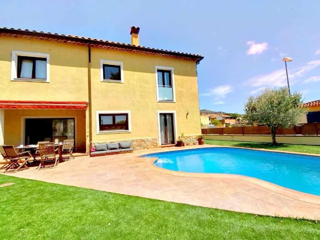 Willa Casa Ylenia Castell-Platja d'Aro Zewnętrze zdjęcie